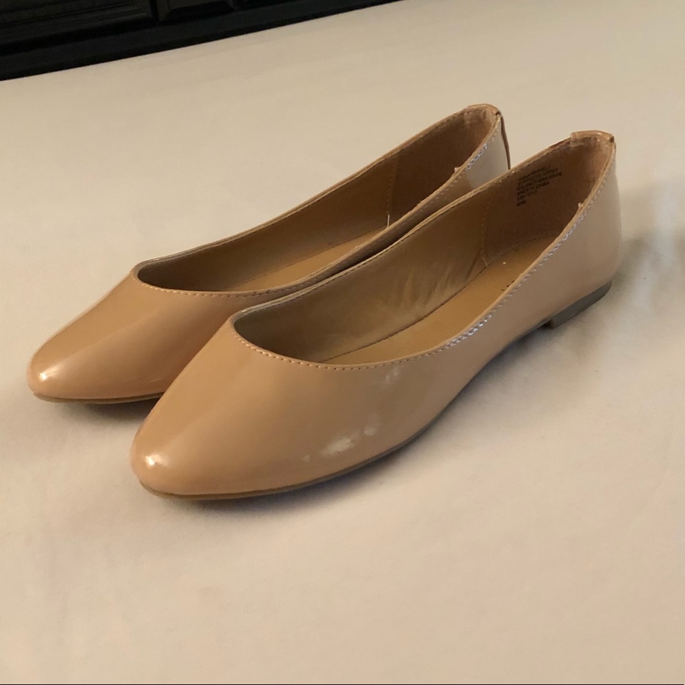 Nine West Flats